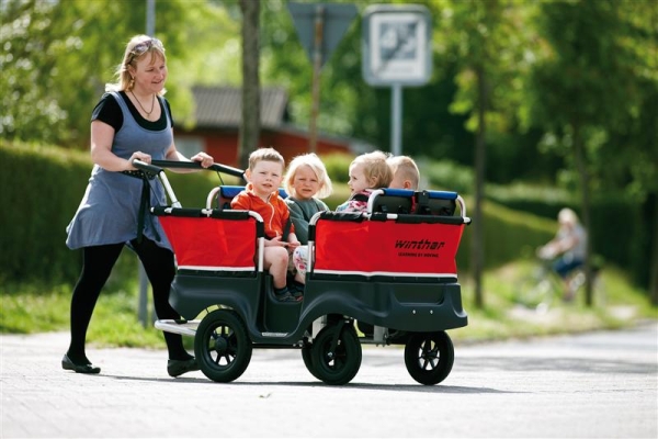 Turtle Kinderbus Basic für 4 Kinder